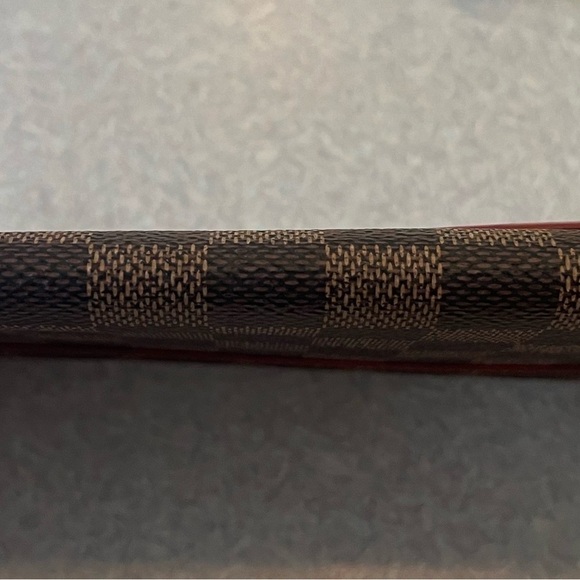 Louis Vuitton Caissa Wallet Damier - Picture 5 of 9